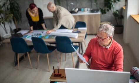 Steuerfreier Zuverdienst für Pensionist:innen ab 2027 – „Aktivitätsfreibetrag“